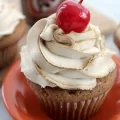 Root Beer Float Cupcakes